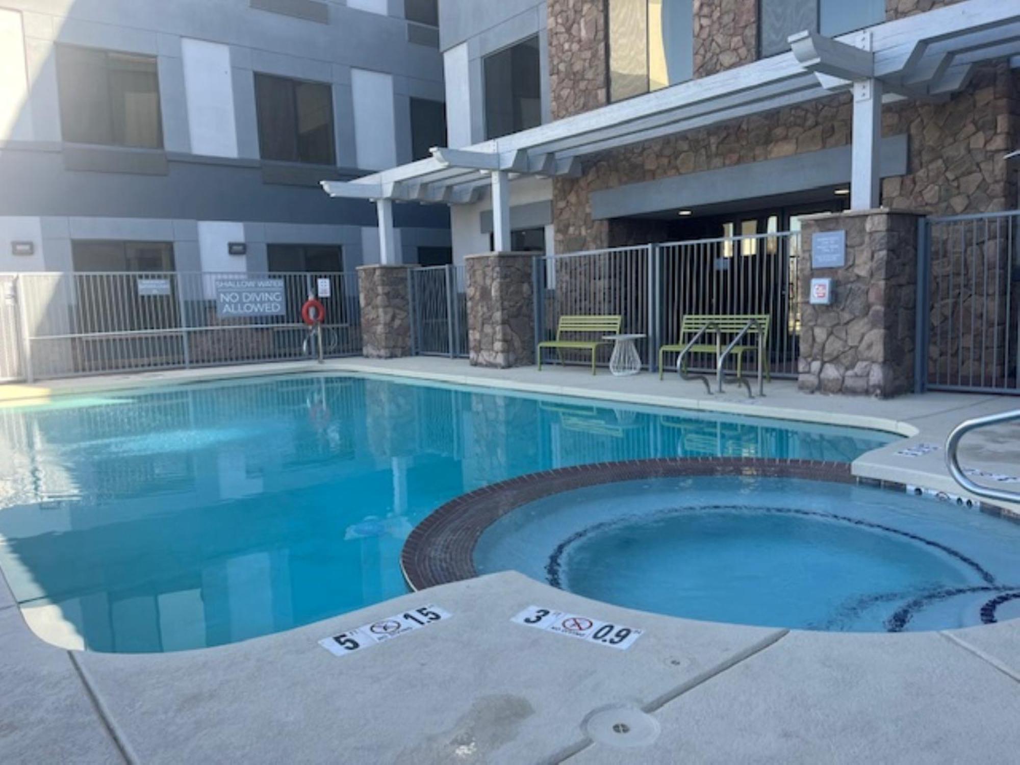 Spark By Hilton Phoenix East Mesa Buitenkant foto